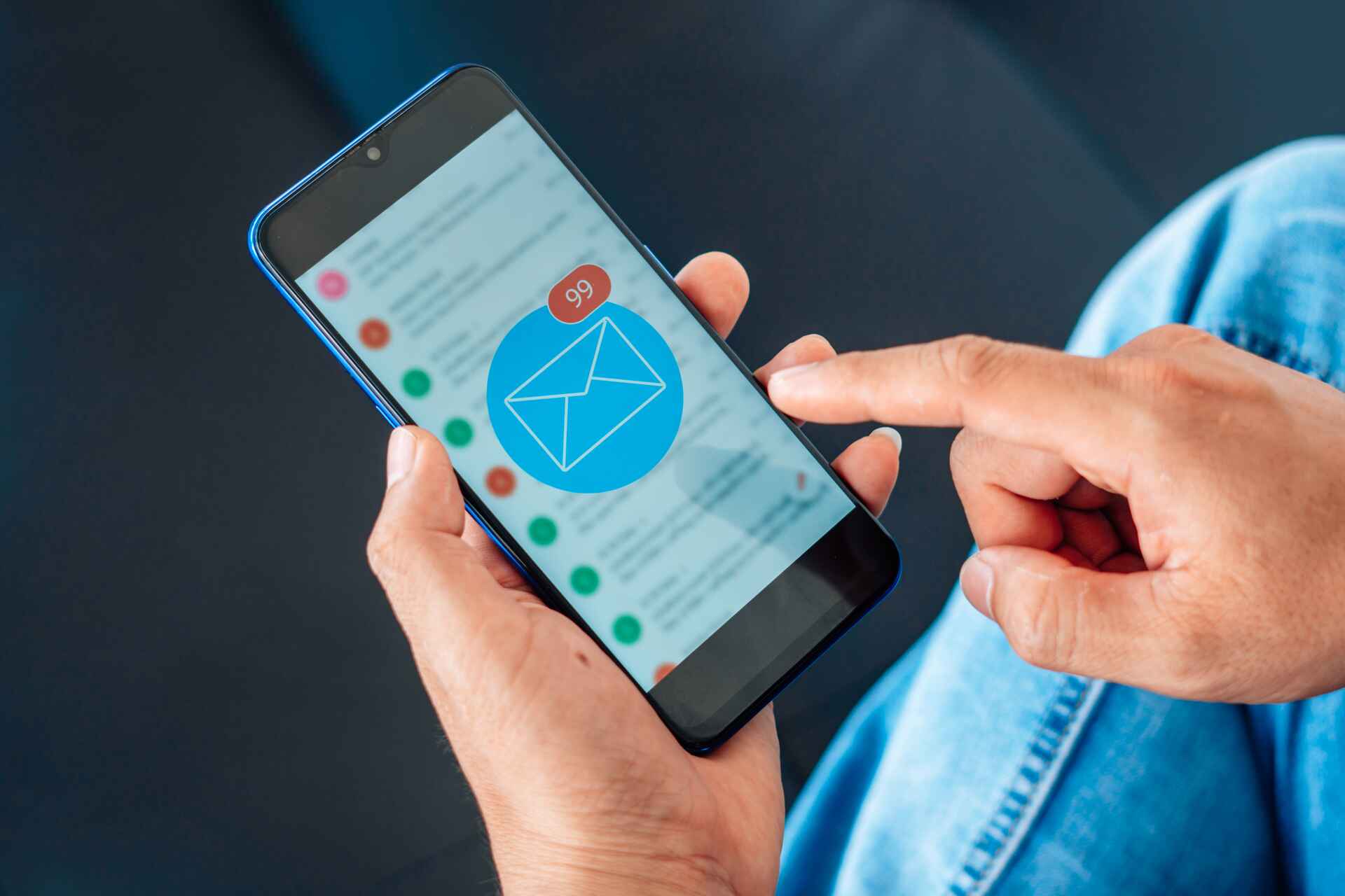 Push notifications versus email marketing.